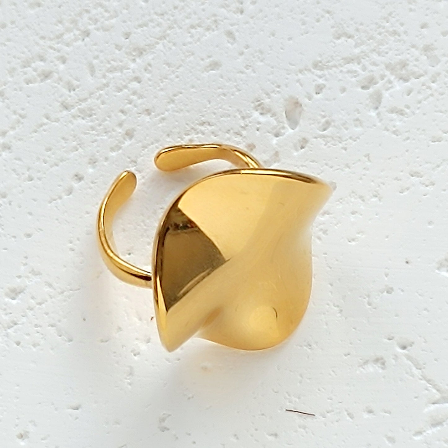 Ring organic round