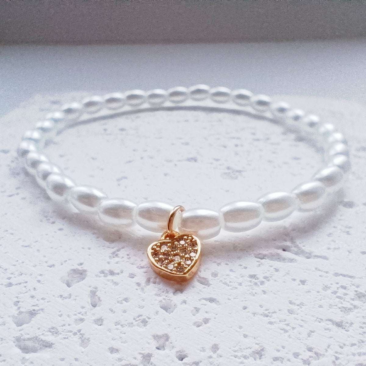 ARMBAND PEARL HEART