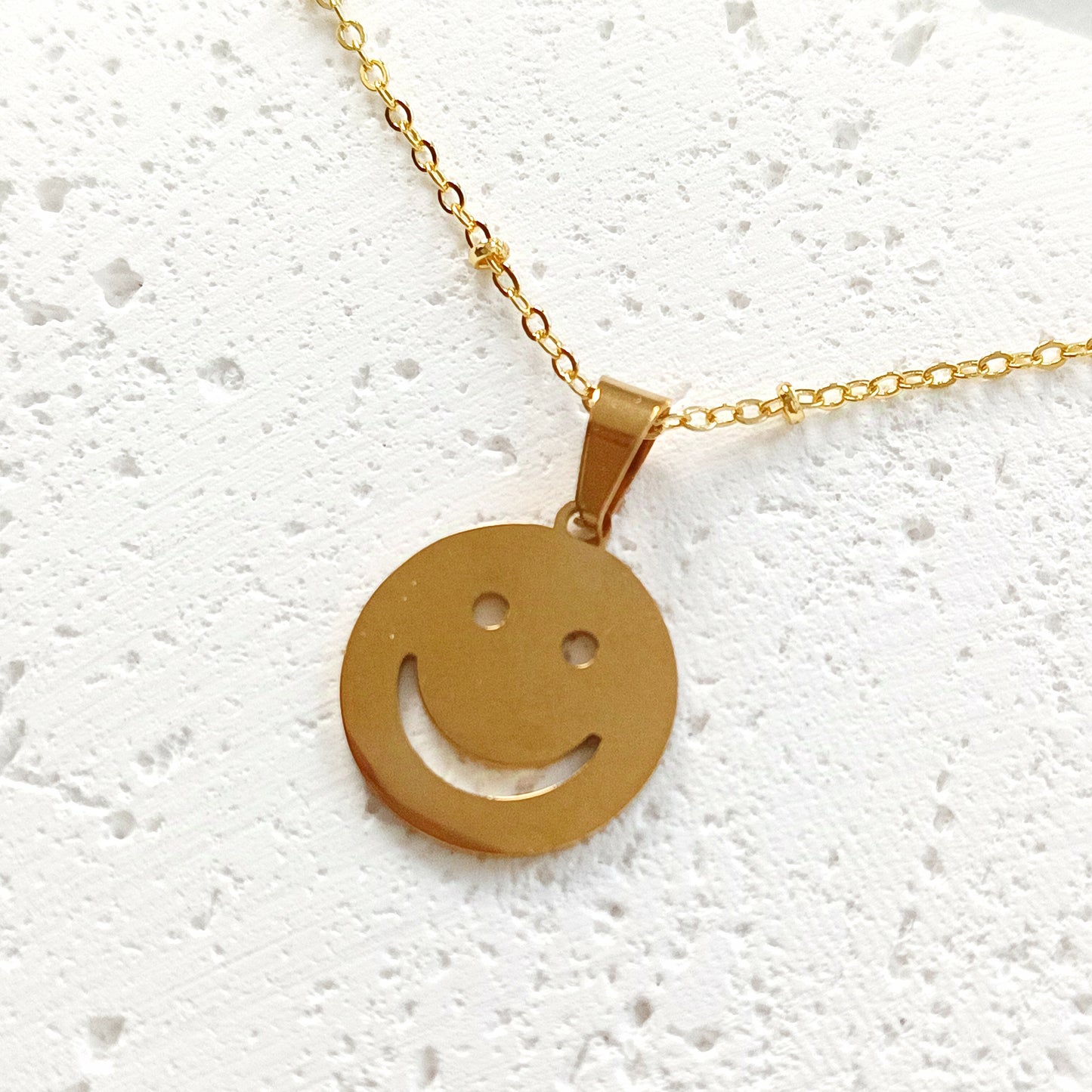 Smiley Halskette gold aus Edelstahl