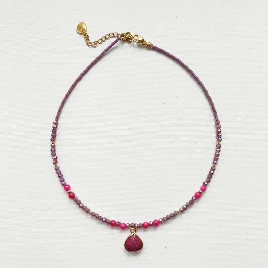 Kette violets and cherries