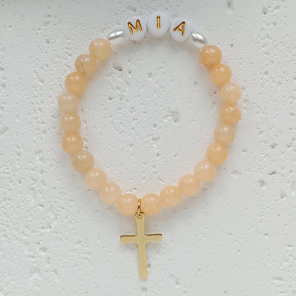 Natursteinarmband personalisiert mit Kreuz