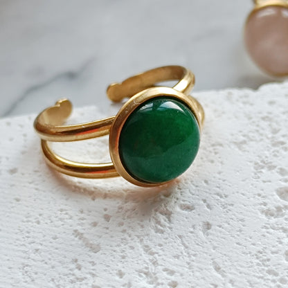 Ring Edelstein rund