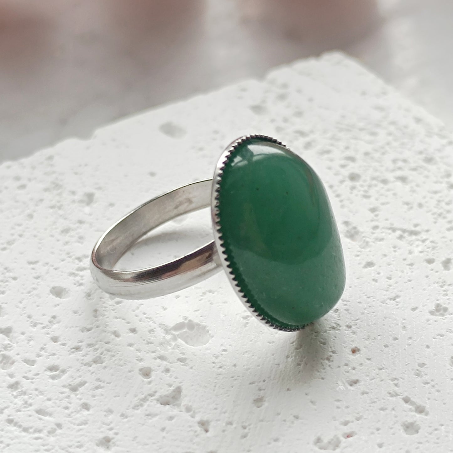 Ring Edelstein oval