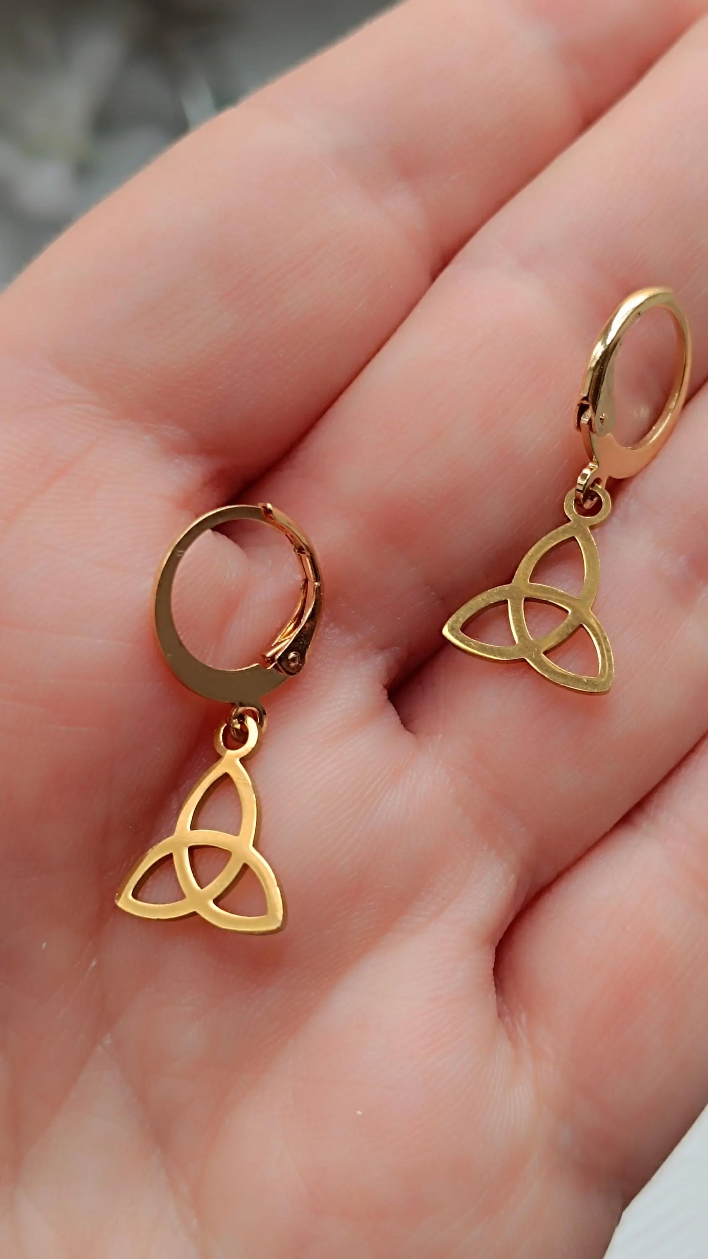 Ohrhänger Trinity Knoten
